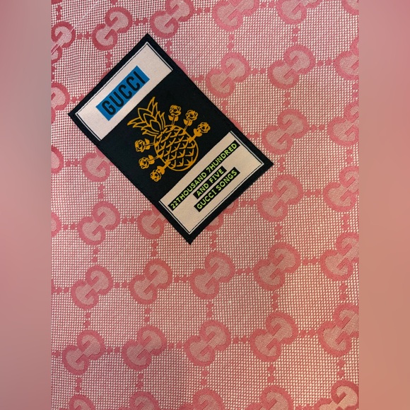 💝NIP GUCCI Pink Tote and NIP Burgundy GUCCI Cosmetics Pouch (BOTH GWP) - Picture 8 of 10